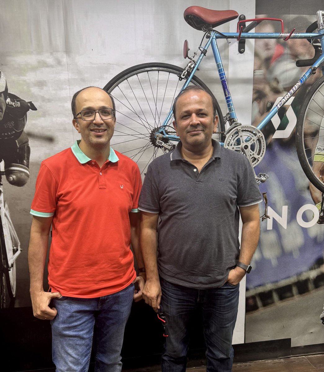 amarbarwe's tweet photo. It was great meeting you Rohan @rohanannaa007 at @ProSportsBikes today. Apologies that I didn’t knew that you have been our customer😅 you would’ve bought your cycle when I was managing our Aundh store. Nevertheless it was nice catching up! #Pune #cyclestore #TwitterFriend https://t.co/ViBs5wHUKW