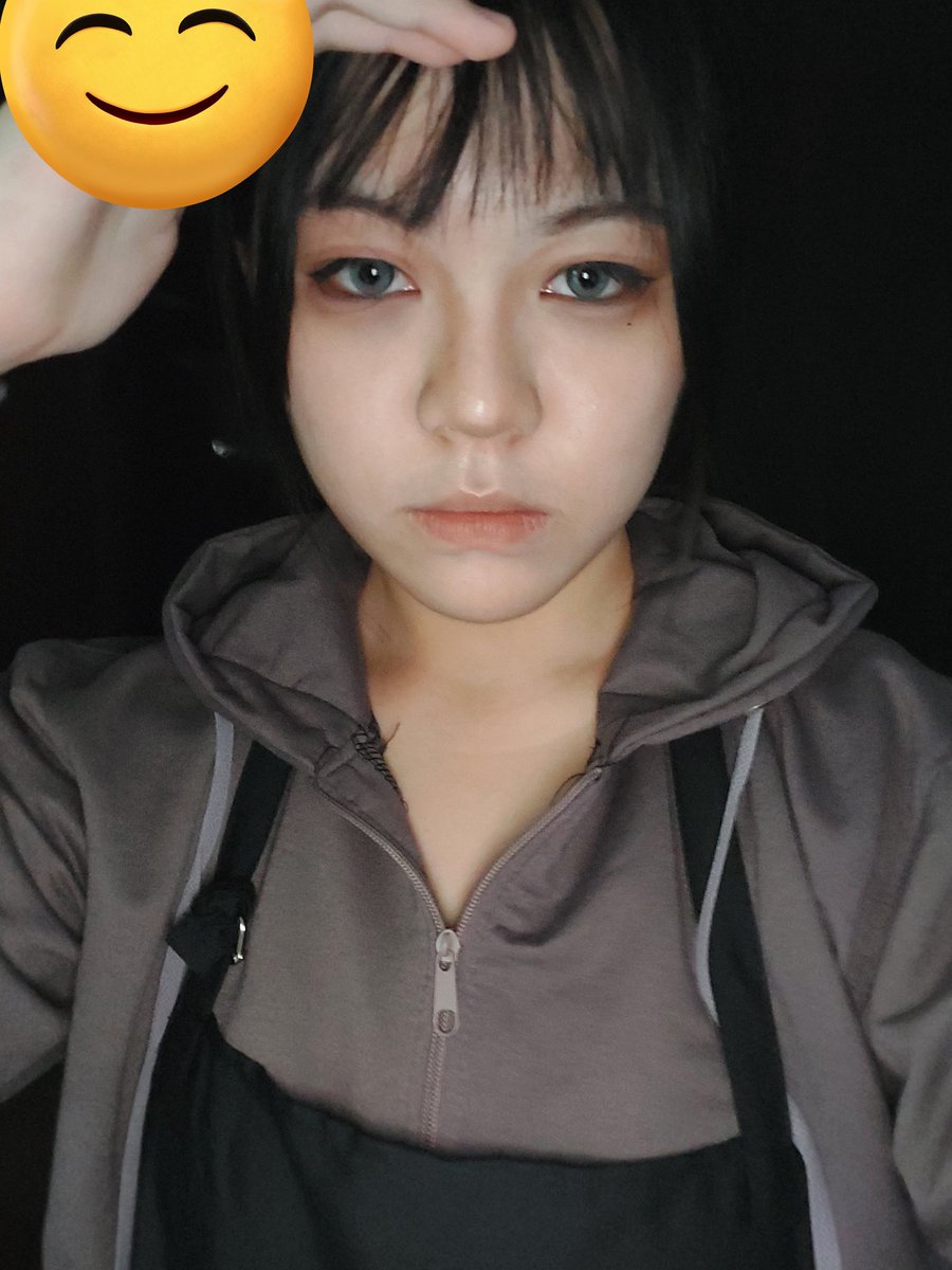 diviaries's tweet photo. searching for oomfs/moots 
hello im viar :p im 15!!!!!!! I interact w almost everything im into many fandoms i draw and i cosplay sometimes too i promise im REALLY COOL plz moot me
#tgswiiwagaatwt #tgcftwt #anitwt #yaoitwt #yuritwt #bllktwt #alnsttwt #valotwt #litc #hsr etc etc https://t.co/8fTmdrIy3V