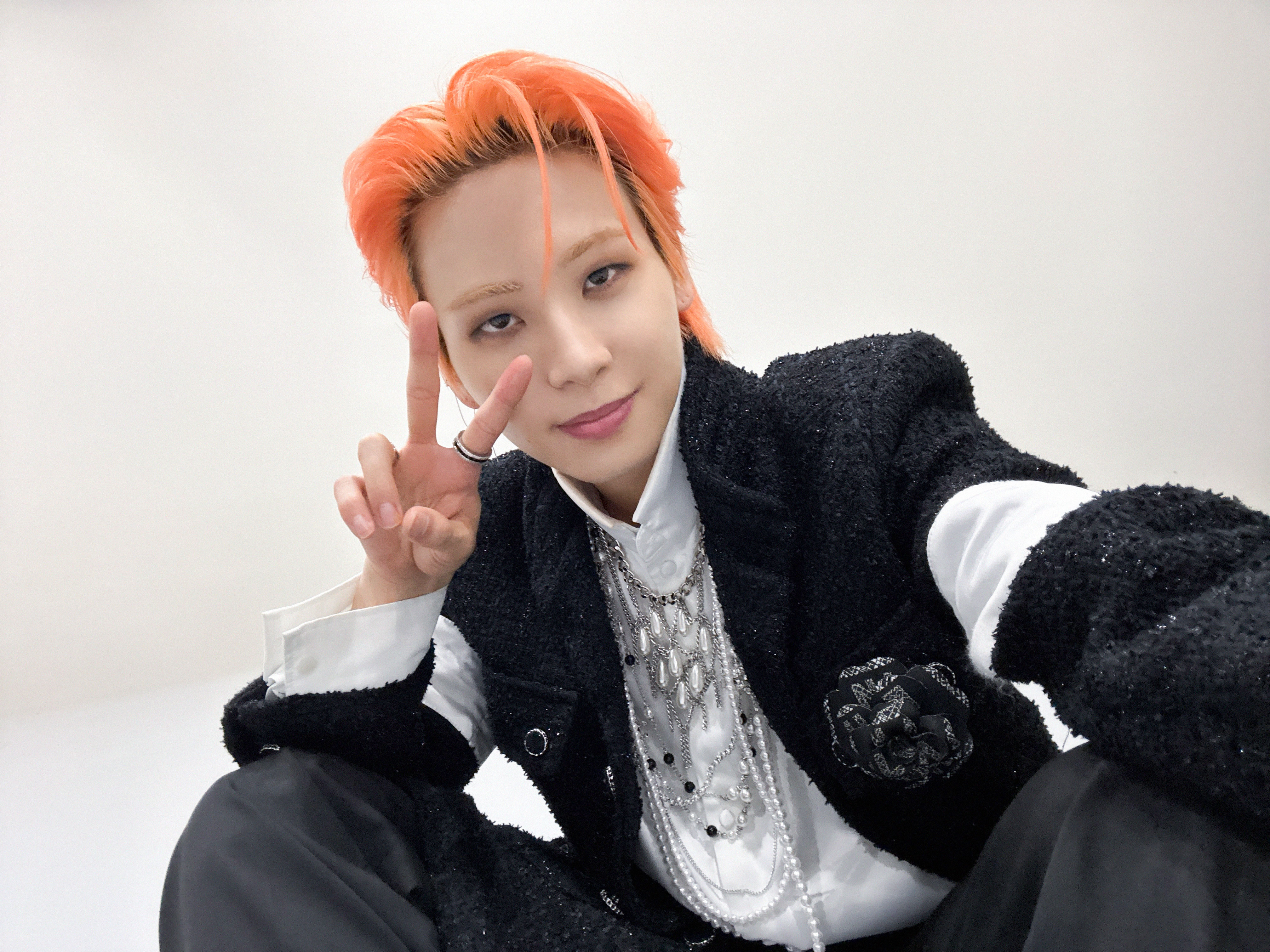 JO1 川尻蓮 儚さと強さを抱えて舞う、JO1川尻蓮。“大人っぽい”最新アルバム