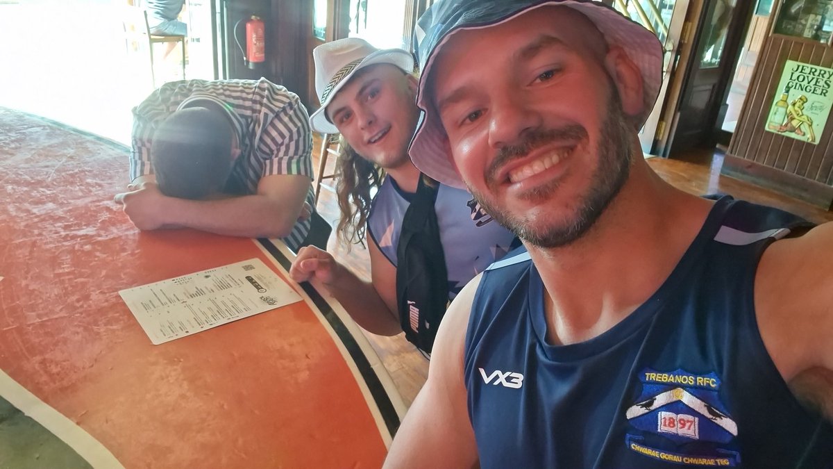 Sean Hopkins tweet media