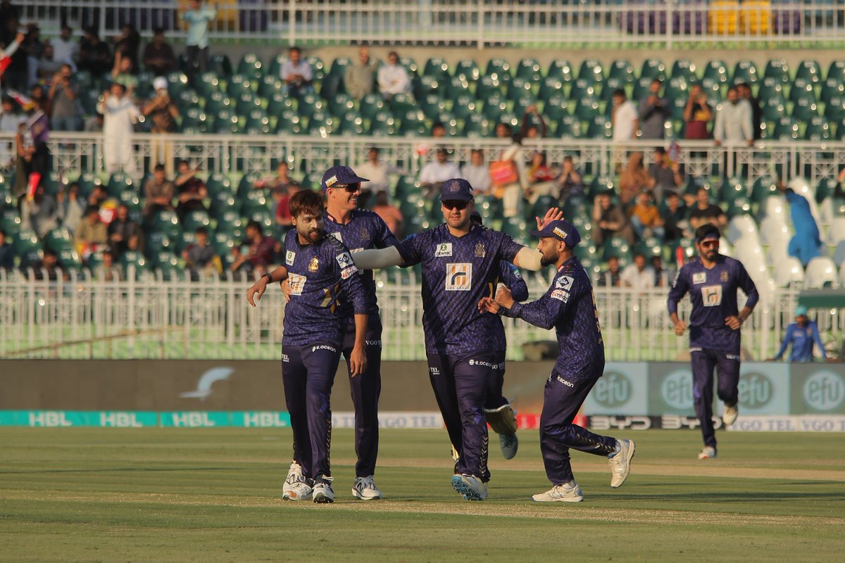 TeamQuetta's tweet photo. When @iamamirofficial strikes, we all celebrate 🙌👊

#PurpleForce | #PZvQG | #HBLPSLX https://t.co/LC4XE57smz
