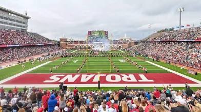 In the Vet today!! Thankful to be attending!! <a href="/TroyRecruiting/">Troy Football Recruiting ⚔️</a> <a href="/troy_report/">TroyReport</a> <a href="/HallTechSports1/">Hall-Tech Sports</a> <a href="/DrewCasa_/">Drew Casa</a> <a href="/TroyTrojansFB/">Troy Trojans Football 8x⚔️</a> <a href="/EHS__Football/">Enterprise Football</a> <a href="/coachblackmon/">Ben Blackmon</a> <a href="/flipsidefamilia/">FlipsideFamilial</a> @BigMwjohnson56 <a href="/ScoutFball/">Larry Rudolph</a> <a href="/PlayBookAthlete/">PLAYBOOK ATHLETE</a> <a href="/QBHitList/">QBHitList.com</a> <a href="/VisionQb/">QB Vision</a> <a href="/Alabama_Varsity/">AL Prep Varsity</a> <a href="/AL7AFootball/">Alabama7AFootball</a> <a href="/Jeff_XOS/">Jeff Martin</a>