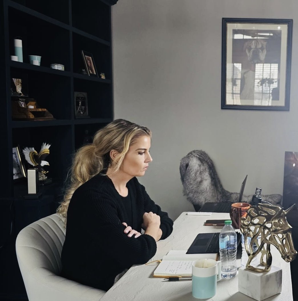 Annemieke Griffin tweet media