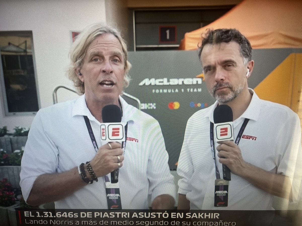 mondacaCore's tweet photo. @espn Que pasa con el micrófono se dio vuelta! @ESPNDeportes @SC_ESPN #BahreinGP #formula1 #f1 https://t.co/MOFLhrRDJj