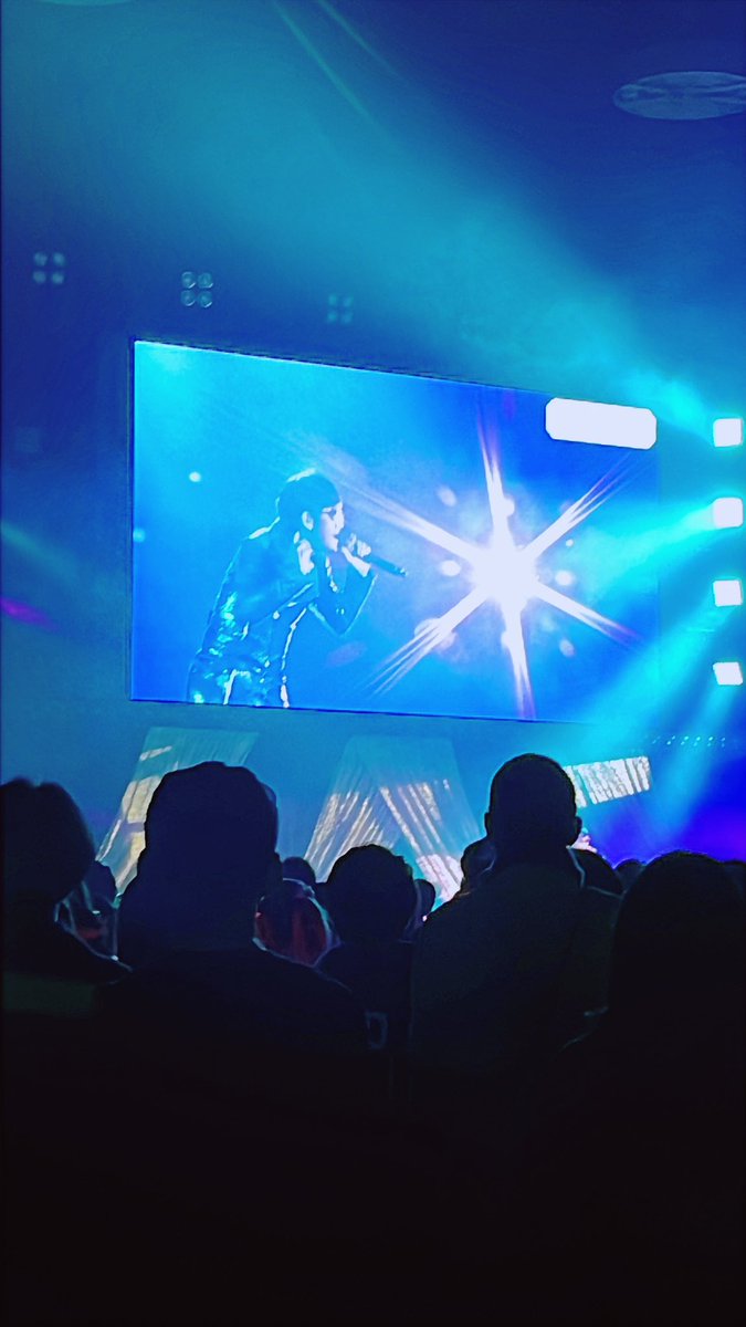 kazusou_oda's tweet photo. 本日は代々木第二体育館にて
「JOJODAY STAGE」
JO☆STARS、そしてCoda出演させて頂きました。とても漲った時間となりました。
全てにおいて愛情溢れてました。
そして新しい発表も!
会場・配信共にありがとうございました!
#jostars
#jojo_anime
#JOJODAY
#ジョジョの奇妙な冒険 https://t.co/2Gp3lqy6VP
