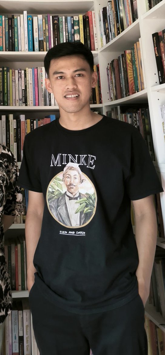 txtfrombook's tweet photo. DICARI ADMIN @rumahliterasii yang saat ini sedang terlibat dalam kasus penggelapan dana donasi literasi. https://t.co/9bmWauNwA8