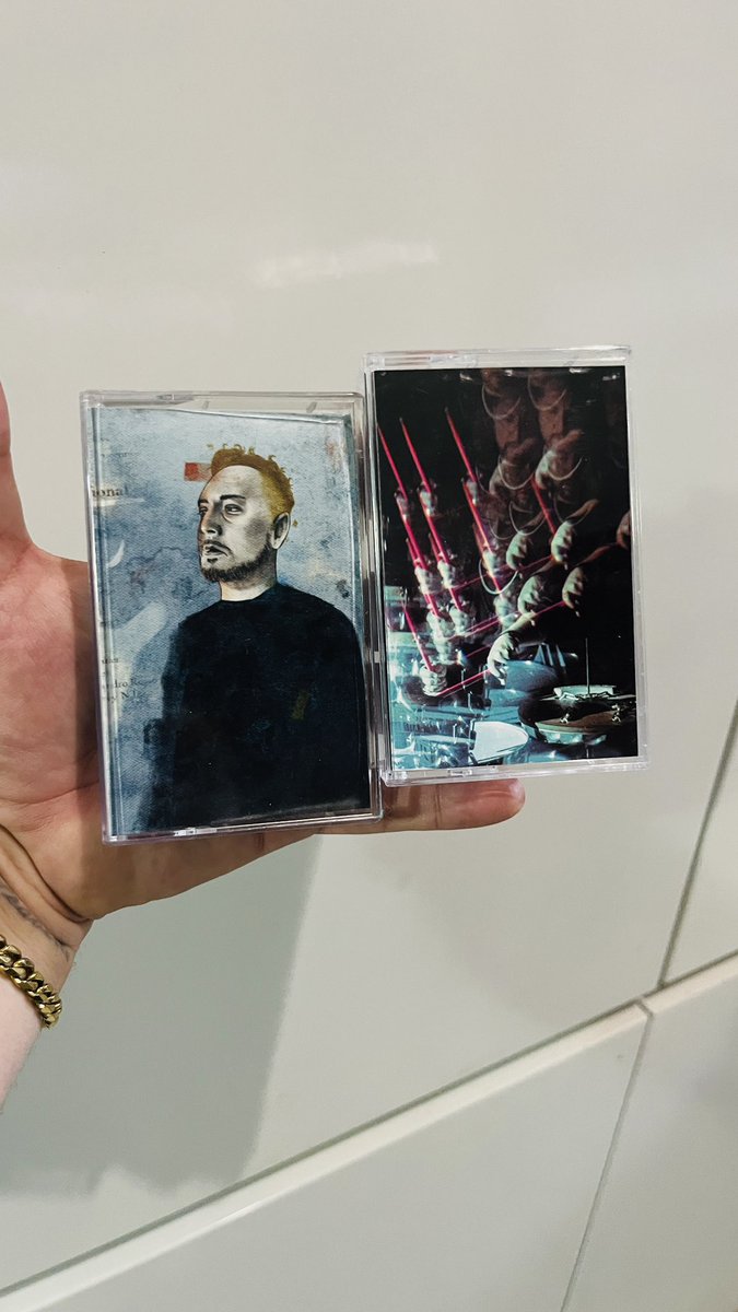 CIBERNATIVO y EMOCIONAL 
Disponibles en casete para este Record Store Day 2025
#RSD25