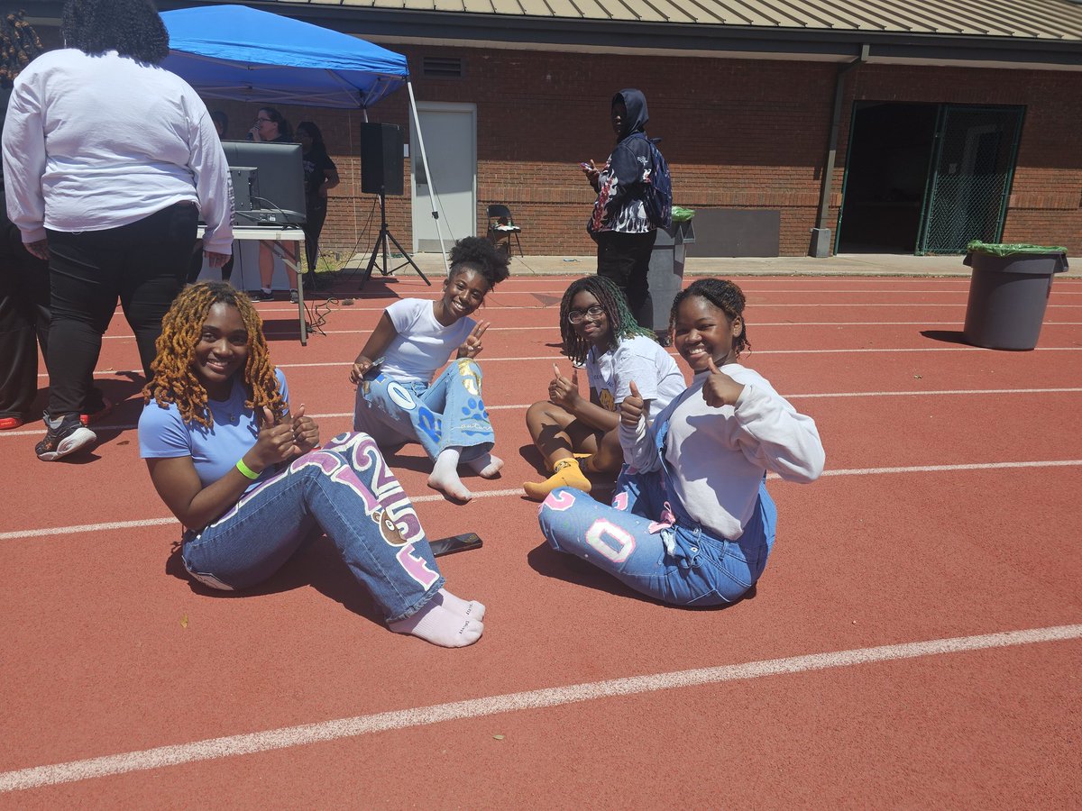 It was a great day! Senior Picnic 2025 at Bradwell Institute. "Oh, the places you will go."  Cannot wait until this group walks across the stage on May 24, 2025.