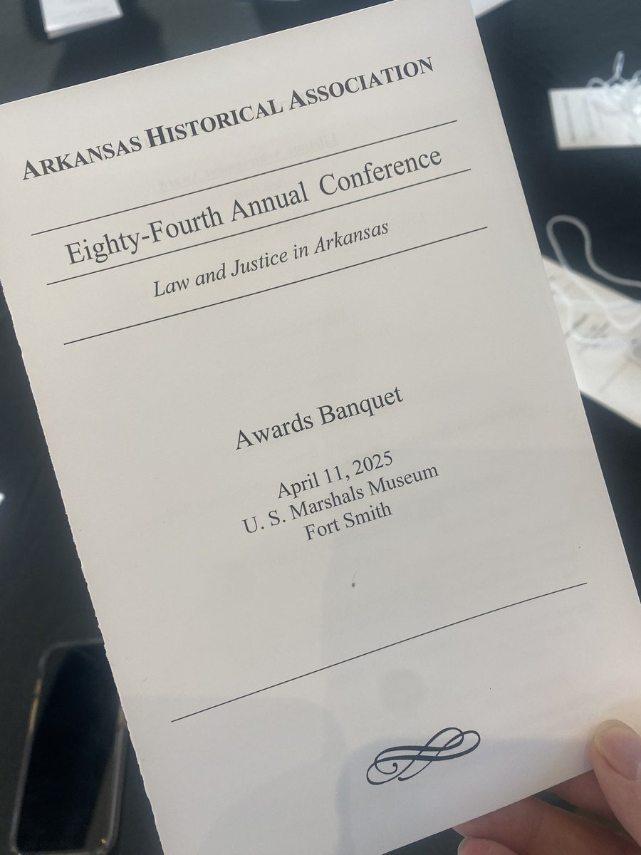 shanebroadway's tweet photo. Thank you to @arhistorical for awarding the Award of Merit to the National Statuary Hall Steering Committee for our work to install the statues of #DaisyBates & @JohnnyCash in the @uscapitol! I was honored to accept the award on the committees behalf last night in Fort Smith. https://t.co/G9UFv7FiDI