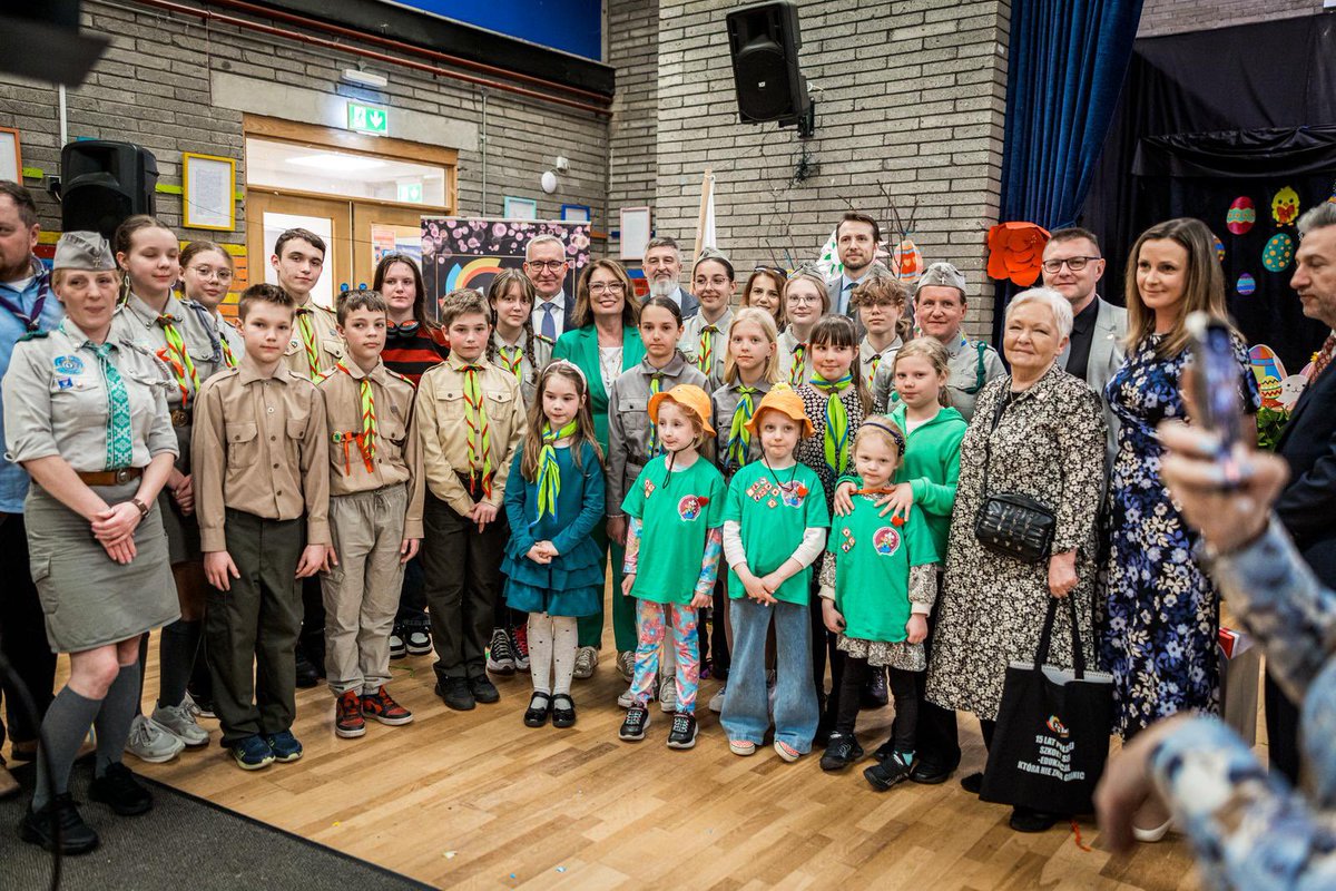 Polonia irlandzka ma wielki potencjał dla Polski. Dziękujemy za wczorajsze wspaniałe spotkanie z organizacjami polonijnymi i dzisiejszy festyn wielkanocny w szkole SEN, największej szkole polonijnej w Irlandii. Dziękujemy, Kochani!❤️🇵🇱🇮🇪