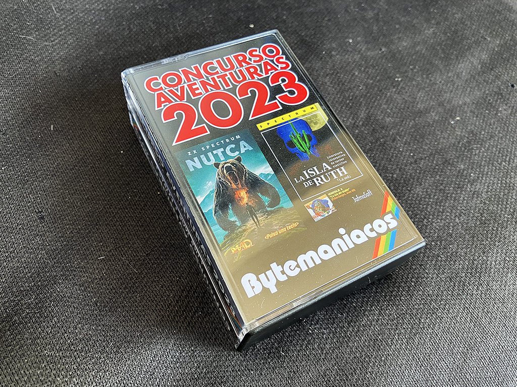Pulsaunatecla's tweet photo. Edición doble jewel-case con Nutca y La isla de Ruth en un cassette y otro cassette/USB de 16Gb con todos los juegos de los concursos de Bytemaniacos y un porrón de extras al precio de 25,95 €

https://t.co/Fr2ugUeWmq https://t.co/xVZgMTbnHL