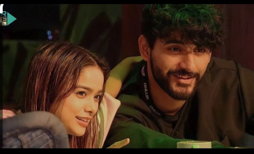 sja71175's tweet photo. #Abhishafam ❤️❤️ feeling batao?? After one and half year, Abhishek said " #Abhisha " ❤️❤️❤️❤️ n Mani said "pantoleji" 😭😭. Love them both ❤️❤️. Plz ignore if u saw any negative tweet against them.Block n mute them. I am soo happy 😊.

#AbhishekMalhan ❤️❤️ #ManishaRani ❤️❤️ https://t.co/lQXwq6PStp