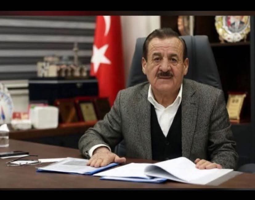 İlimizin değerli kanaat önderlerinden,Aile büyüklerimizden Eski Hasköy Belediye Başkanımız Hikmet Karayel’i kaybetmenin derin üzüntüsünü yaşıyoruz...
Başımız sağolsun..
Mekanı cennet, Makamı  Âli olsun İnşAllah..