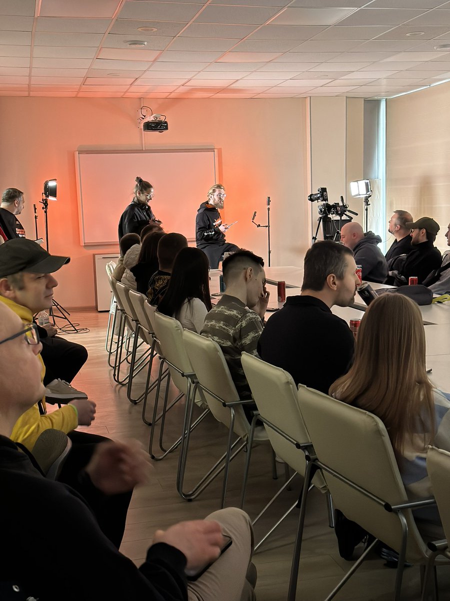 SuperteamUKR's tweet photo. Kicking off @heliuslabs Co-Hack with a demo of how to pitch your project perfectly!

A bit ahead of schedule, but idea validation and diving into what @heliuslabs can bring are still coming up — see you there! https://t.co/HoqWdX8rxJ