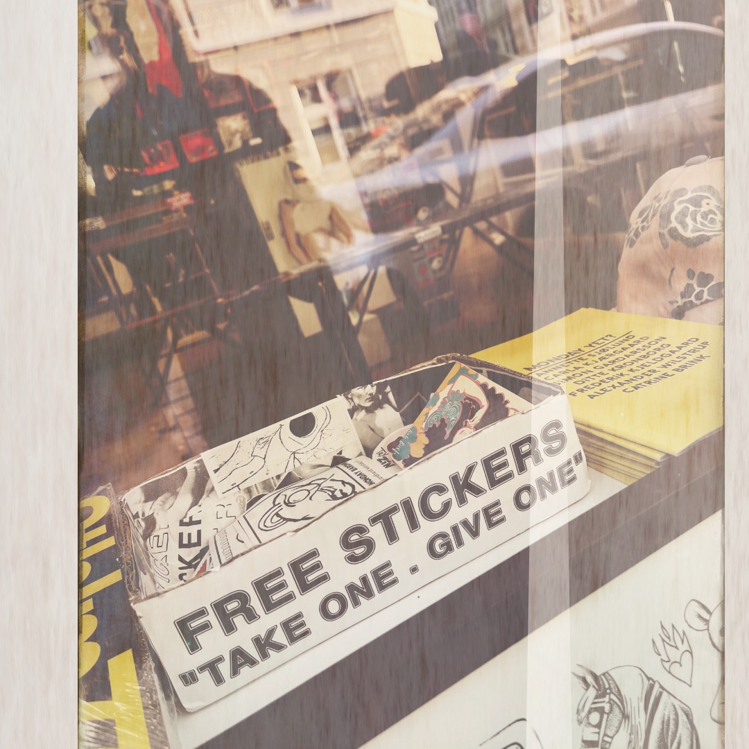 ArtMondayCph's tweet photo. THE FREE STICKER BOX at Monday Studio. Come take one. Come fill it up... We're all happy about stickers 
.
#Stickers #artgallery #streetart #shareing #caring #artshare #dailyart #artshare #copenhagen #artshop #mondaystudio #mondayvibes https://t.co/OtlSCLzGuM