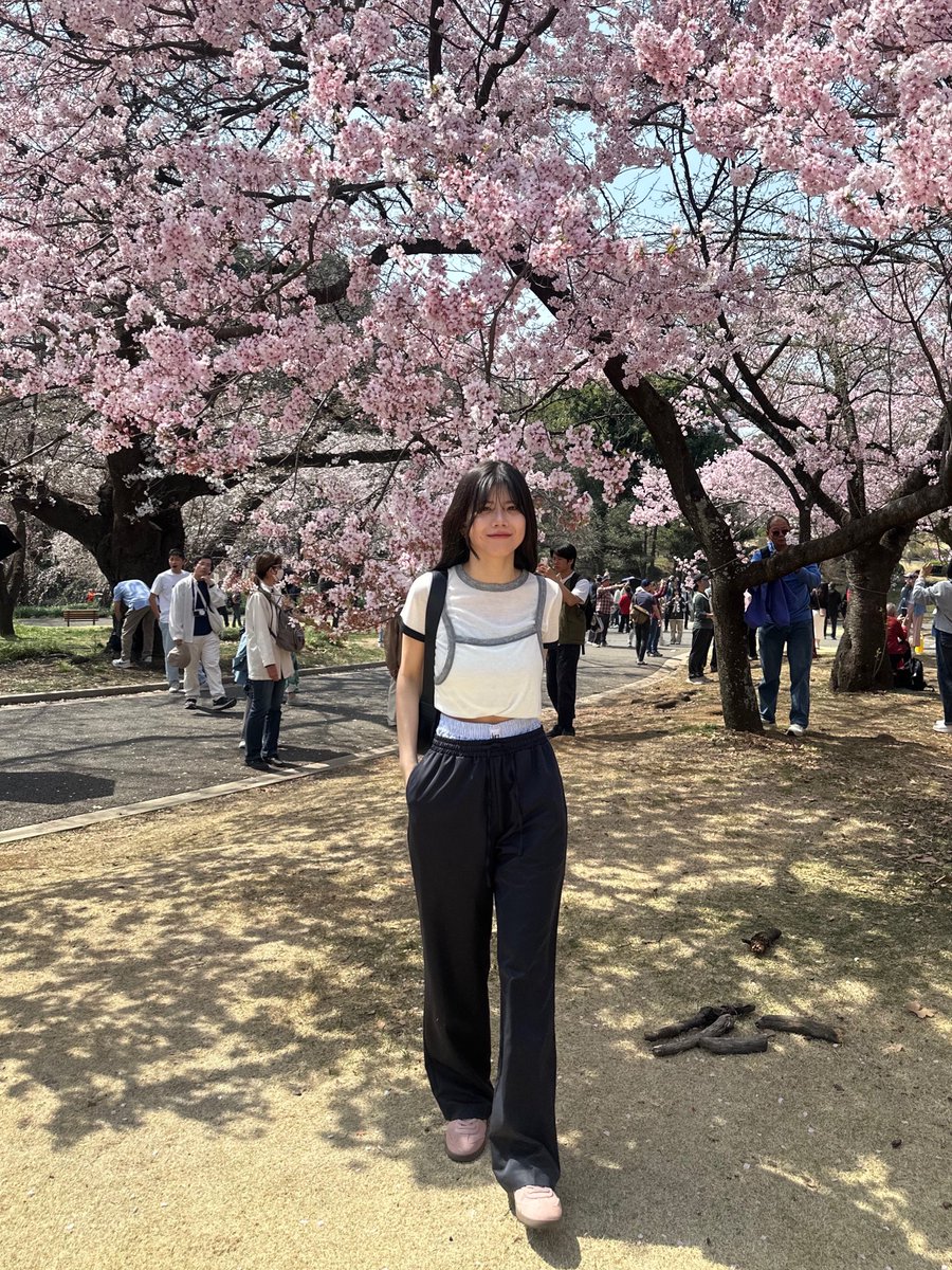 maa_____mi's tweet photo. バイカラーのパイピングがかわいすぎる2wayTシャツ
このコンパクトなサイズ感がたまらなくかわいいしスタイルアップするの、骨格ウェーブのわたしはハイウエストなんてあわせたらもう大優勝。 https://t.co/GMRfL9uA9o