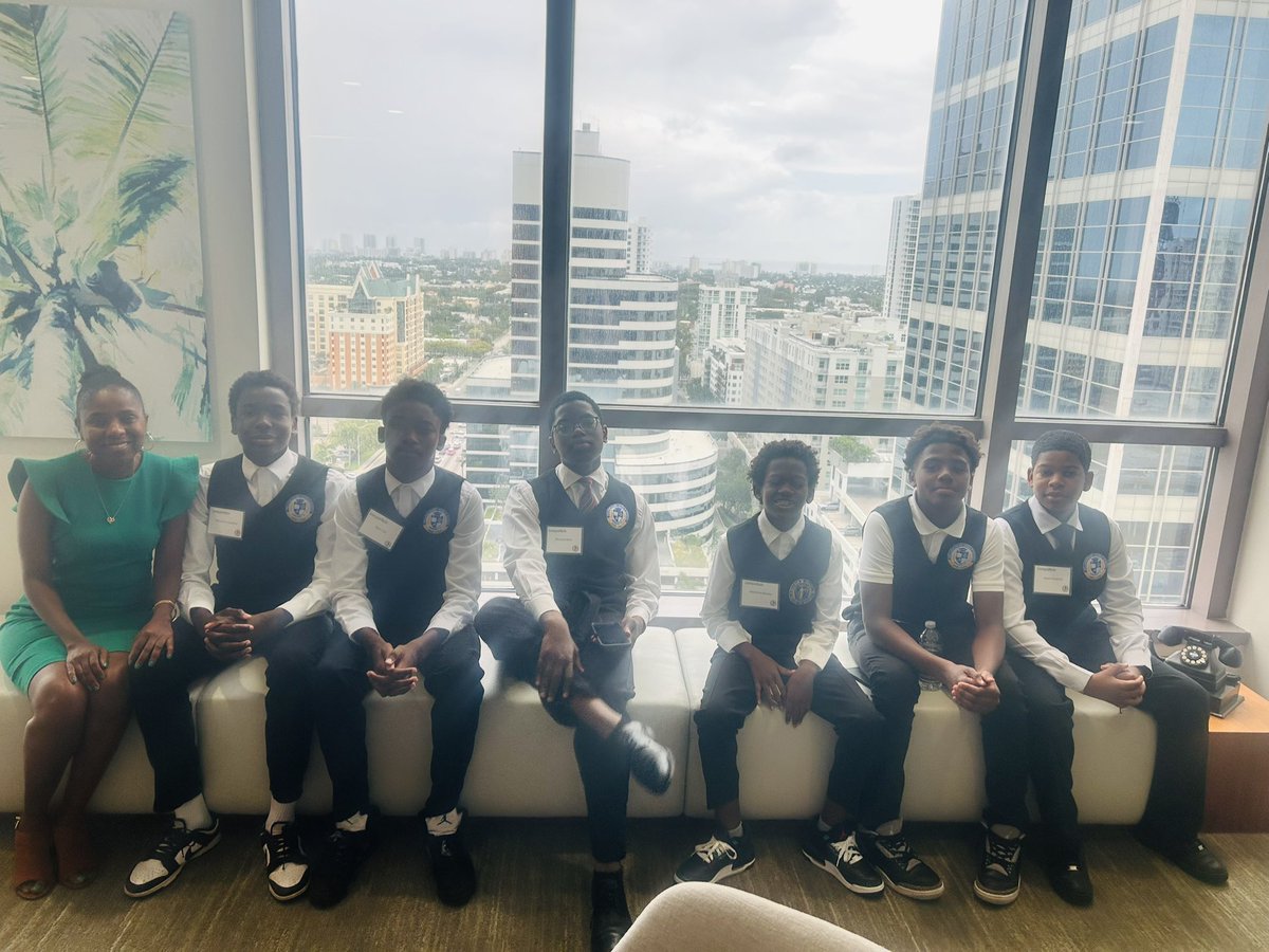 Delrose Lumsden (@femininebelle88) on Twitter photo Career Day —what an experience! From meeting attorneys, a judge, a paralegal etc, students got a front-row seat to the world of law. Big thanks to the team at Greenspoon Marder for inspiring the next generation of legal minds! #FutureLawyersBridgeProgram Career Day —what an experience! From meeting attorneys, a judge, a paralegal etc, students got a front-row seat to the world of law. Big thanks to the team at Greenspoon Marder for inspiring the next generation of legal minds! #FutureLawyersBridgeProgram