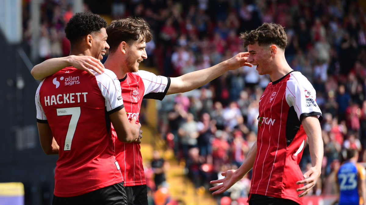 LincolnCity_FC's tweet photo. πΆ Tom Bayliss on fire...
βοΈ 11β | π΄ 1-0 π΅ | #LINSHR https://t.co/Gx2vOSqPEk