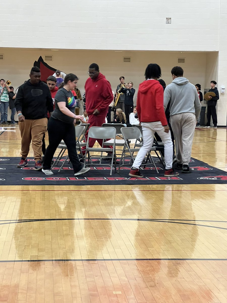 cardinal_chirp's tweet photo. We celebrated our Spring Senior Athletes with the last Pep Rally of the year! Congratulations to the FRESHMEN CLASS for winning the class cup! 🏆 https://t.co/0A2KeVhn8q