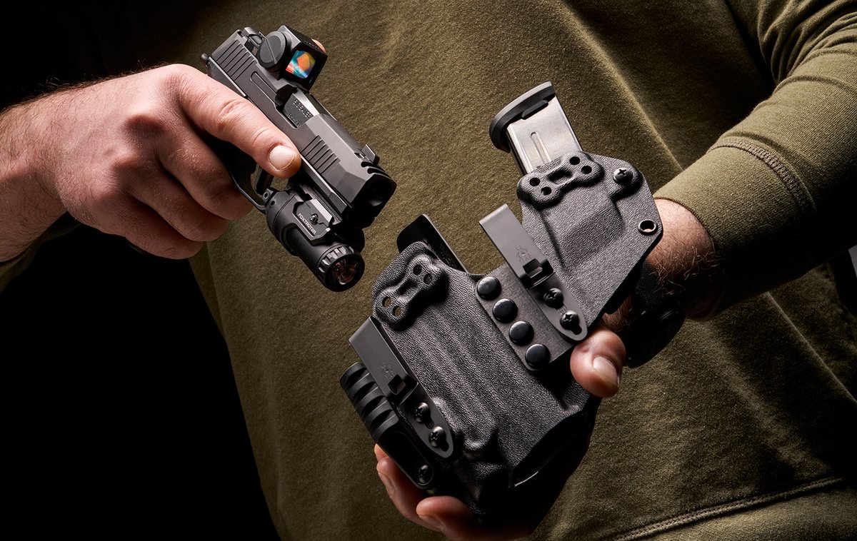 SIG SAUER tweet media