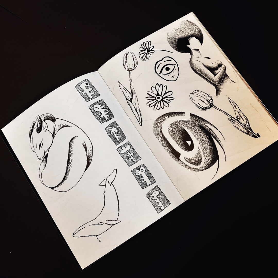 bobpetra_tattoo's tweet photo. presenting DOTS FOR NEWD SKIN - out and about. A small press zine tattoo publication / art book - all about the art n designs made by your very own Bob Petra. Tattoo flash and fun for all :)
.
#tattooart #tattooflash #flashdrawing #smallpress #zine #artworks #artbook https://t.co/KiRDUR2LVZ