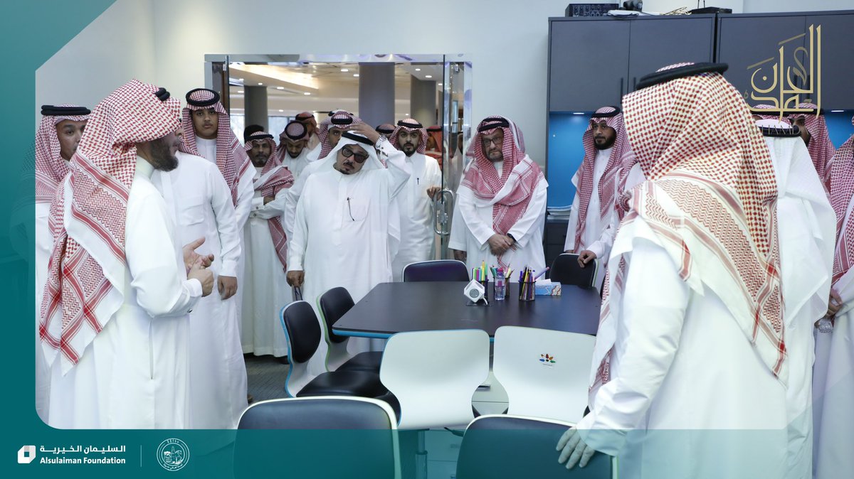 AlsulaimanFDN's tweet photo. المحطة الرابعة .. في رحلة #عائلة_الحمدان زيارة مركز القصيم العلمي صرح يستشرف المستقبل و يصقل الإبداع و الموهبة .. يقف المركز شاهداً على إبداعات ووفاء أهل عنيزة لأبنائها بتشييد صرح فريد على مستوى المملكة 

#السليمان_الخيرية https://t.co/jpFSoJglZt