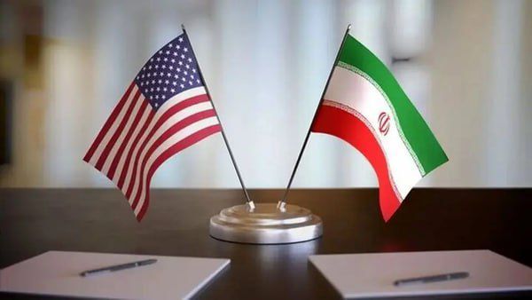 MahdieShadmani's tweet image. میتوان گمانه زنی مثبت نسبت به مذاکرات داشت به جهت اینکه دو بازیگر اراده کردند پیش از مناقشه حل تعارضات را در روند دیپلماتیک پیگیری کنند از سویی انتظار نتیجه منفی هم محتمل است چرا که ترامپ شخصیت غیرمتعارف و آمریکا نیز بازیگر بدعهدی است. پس تحت تاثیرفضاسازی رسانه ها قرار نگیریم.