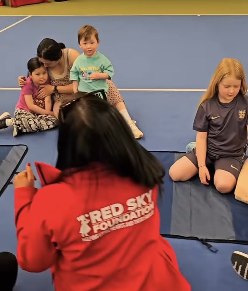 Red Sky Foundation (@redskycharity) on Twitter photo What a lovely morning we've had bringing a mini medic workshop to families at David Llyod Sunderland. The kids did an amazing job learning CPR and the importance of having a defib in the community joined by Miss Beats and the Easter bunny too! <a href="/DavidLloydUK/">David Lloyd Clubs</a> #Sunderland What a lovely morning we've had bringing a mini medic workshop to families at David Llyod Sunderland. The kids did an amazing job learning CPR and the importance of having a defib in the community joined by Miss Beats and the Easter bunny too! <a href="/DavidLloydUK/">David Lloyd Clubs</a> #Sunderland
