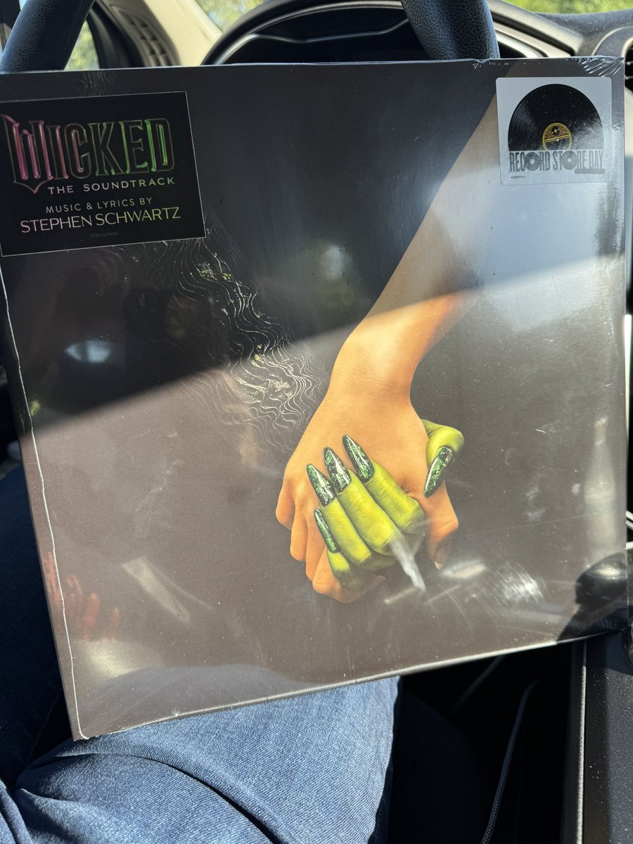 BigBadWolf tweet media