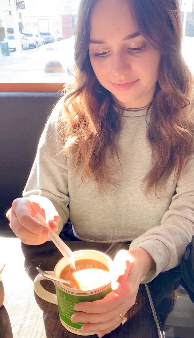 redsdiner's tweet photo. There's nothing quite like a leisurely morning coffee and breakfast! Open Mon-Sun starting at 7am. ❤️

#wethefourth #redson4th #fourthstreet #yyc #yyceats #calgary #calgaryliving #breakfast #brunch #morningcoffee #alberta #vegetarian https://t.co/H2Rl7dTsMF