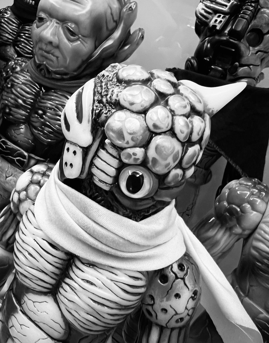 •
静かな ~ ⛩️🎋 待 🎋⛩️
•
#realhead
•
•
•
#希望遊戲 #gameofhope #真頭不滅 #真頭玩具 #リアルヘッド #realhead #realxhead #rxh #atomaamaresura #goccodo #shikaku_405 #punkdrunkers89 #designer #designertoys #sofubi #softvinyl