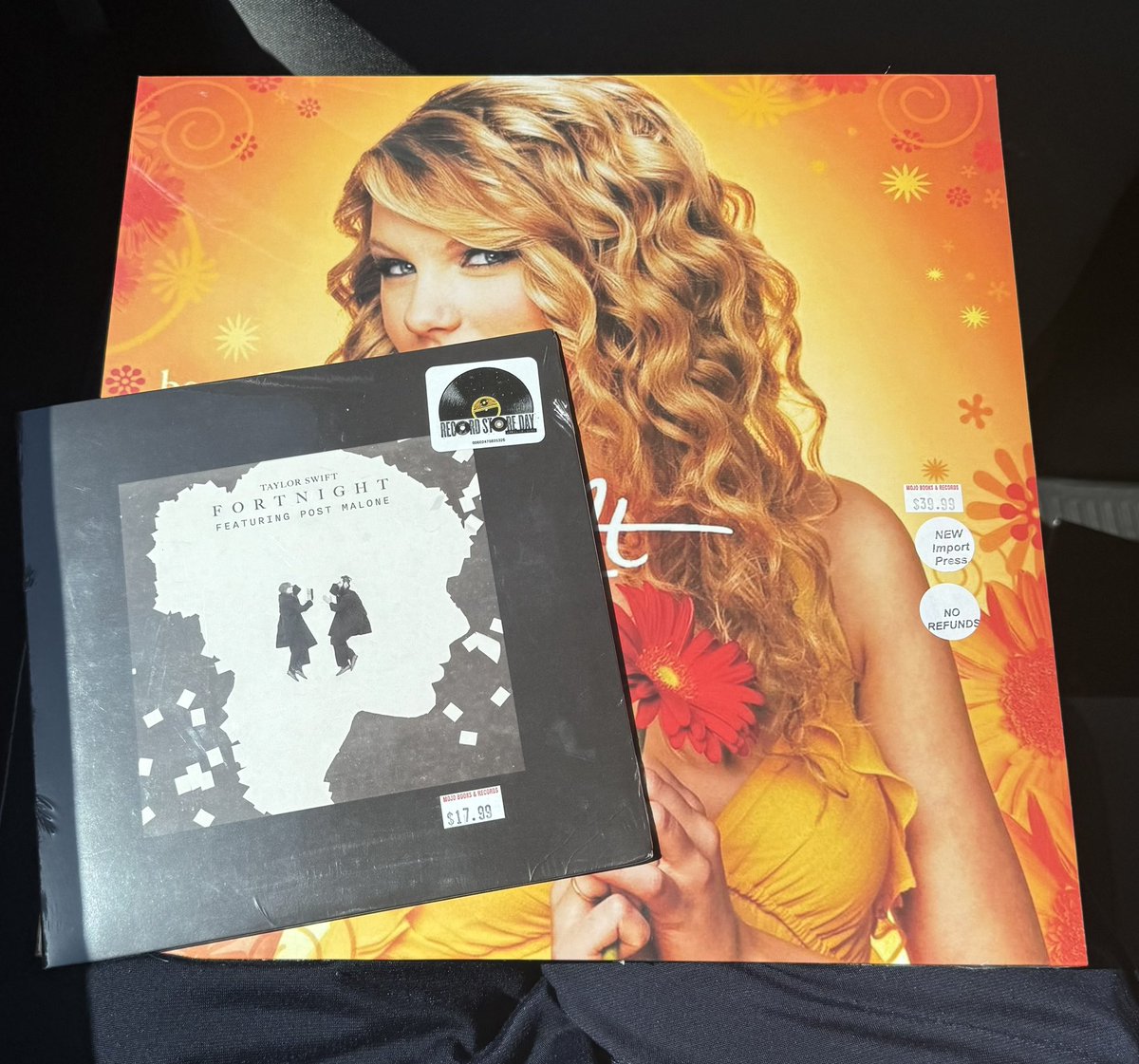 StyleLover1989's tweet photo. They’re mine #TaylorSwift #RecordStoreDay2025 @taylornation13 @taylorswift13 https://t.co/3A2hefBtgi