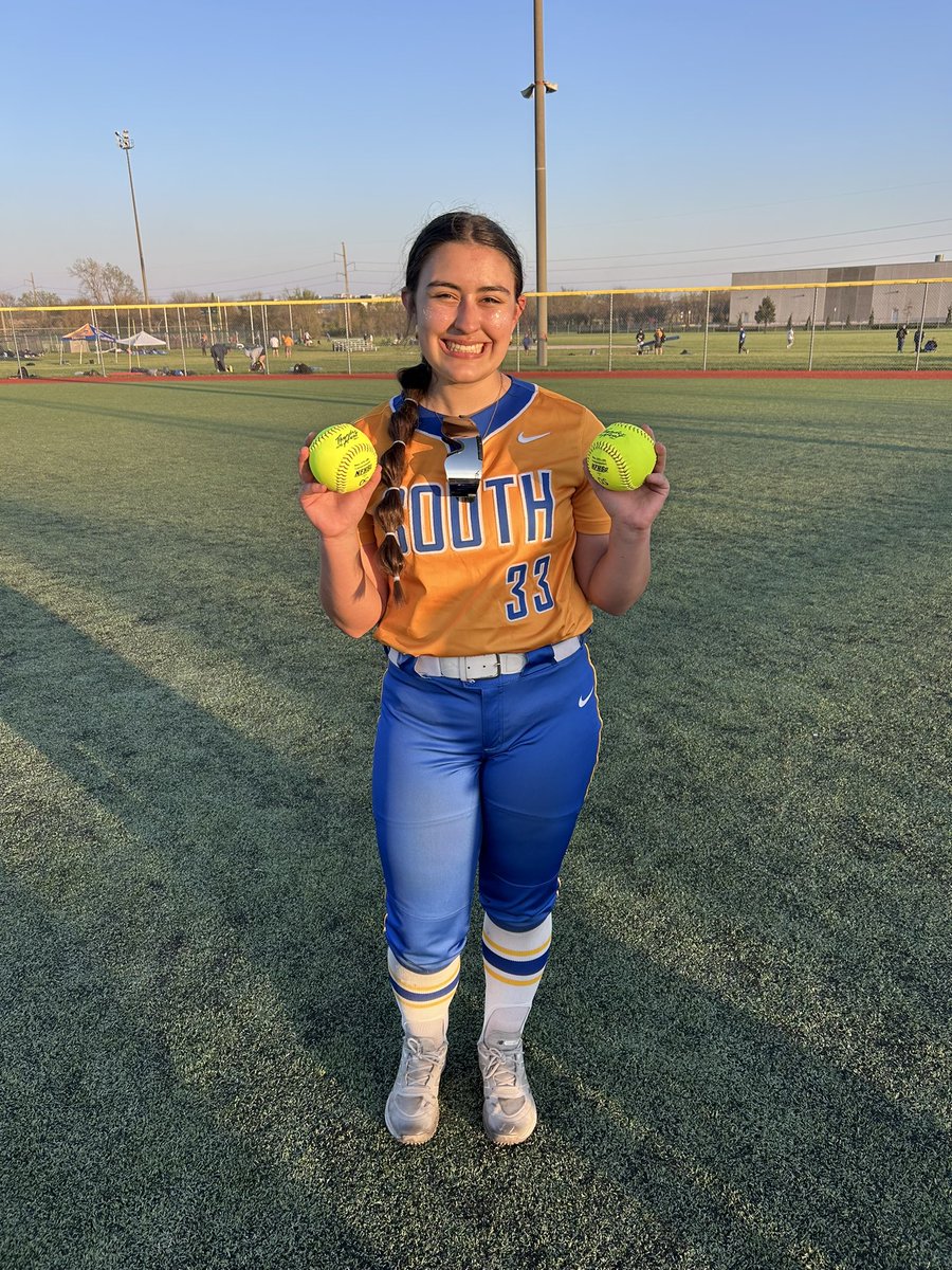 Gabby Frantz 2027 (@gabby_frantz_) on Twitter photo Second and third HR of the season yesterday!
<a href="/Softball_OSHS/">Olathe South Softball</a>
<a href="/IowaPremierFP/">Iowa Premier Fastpitch</a> Second and third HR of the season yesterday!
<a href="/Softball_OSHS/">Olathe South Softball</a>
<a href="/IowaPremierFP/">Iowa Premier Fastpitch</a>