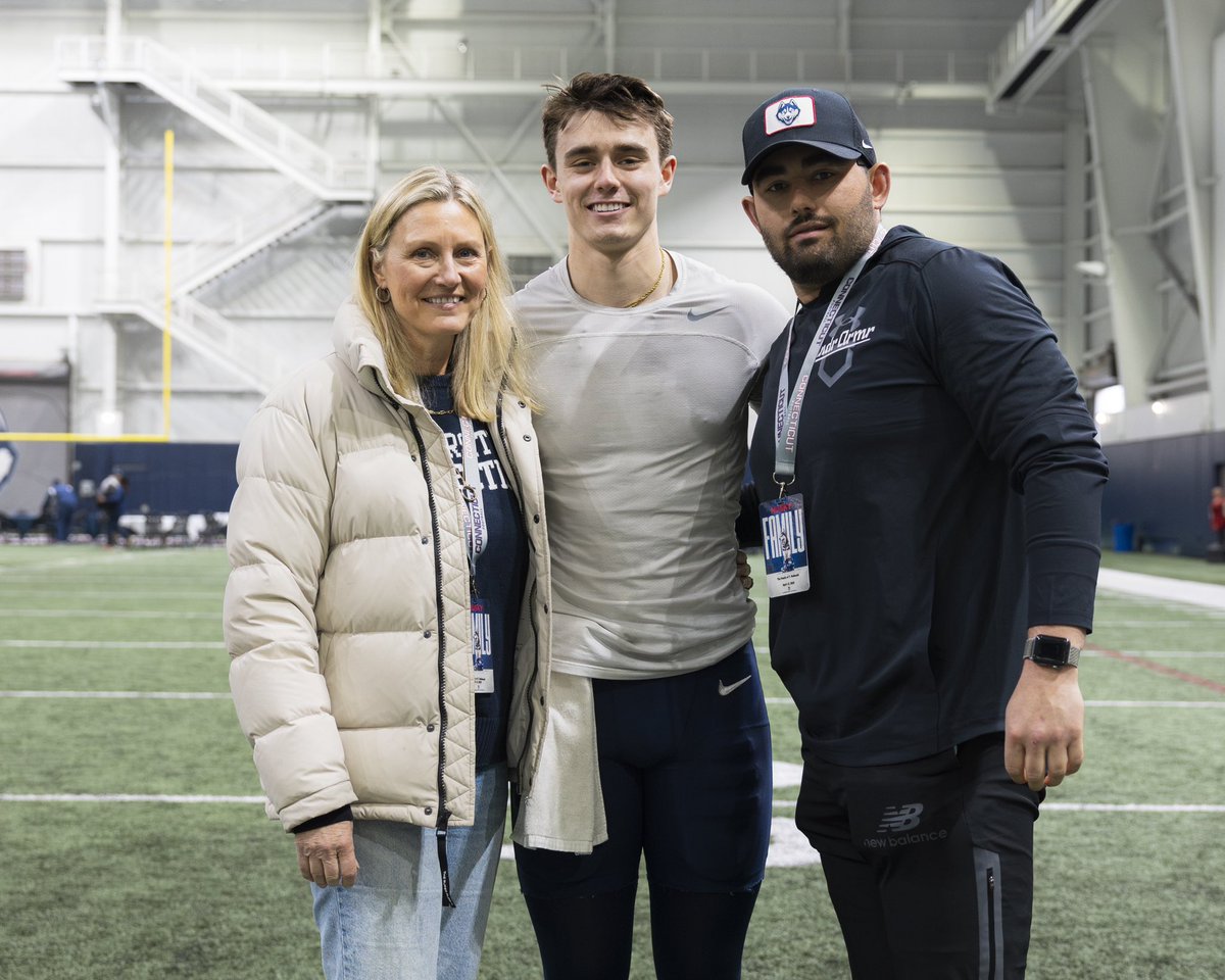 UConn Football tweet media