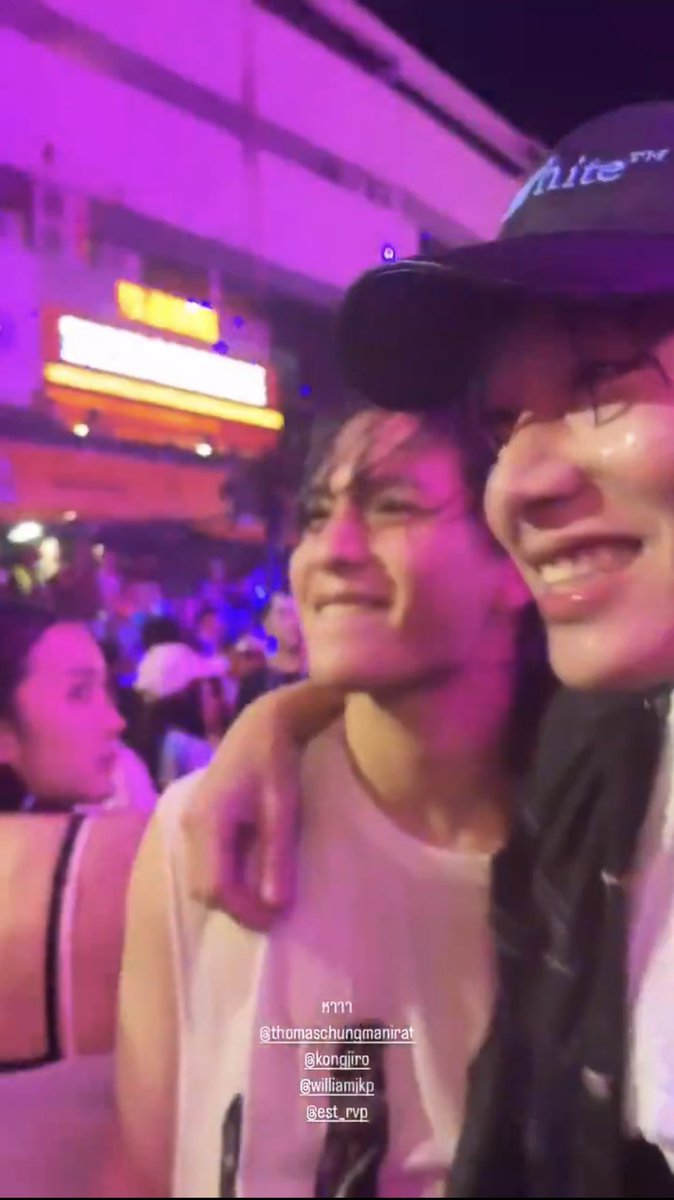 appch__'s tweet photo. วิลเลี่ยมเอสวันสงกรานต์😭😭😭😭😭😭😭😭 จะตาย อหๆๆๆ

#WilliamEst 
#williamjkp #est_rvp https://t.co/iYEnZ1bIrA