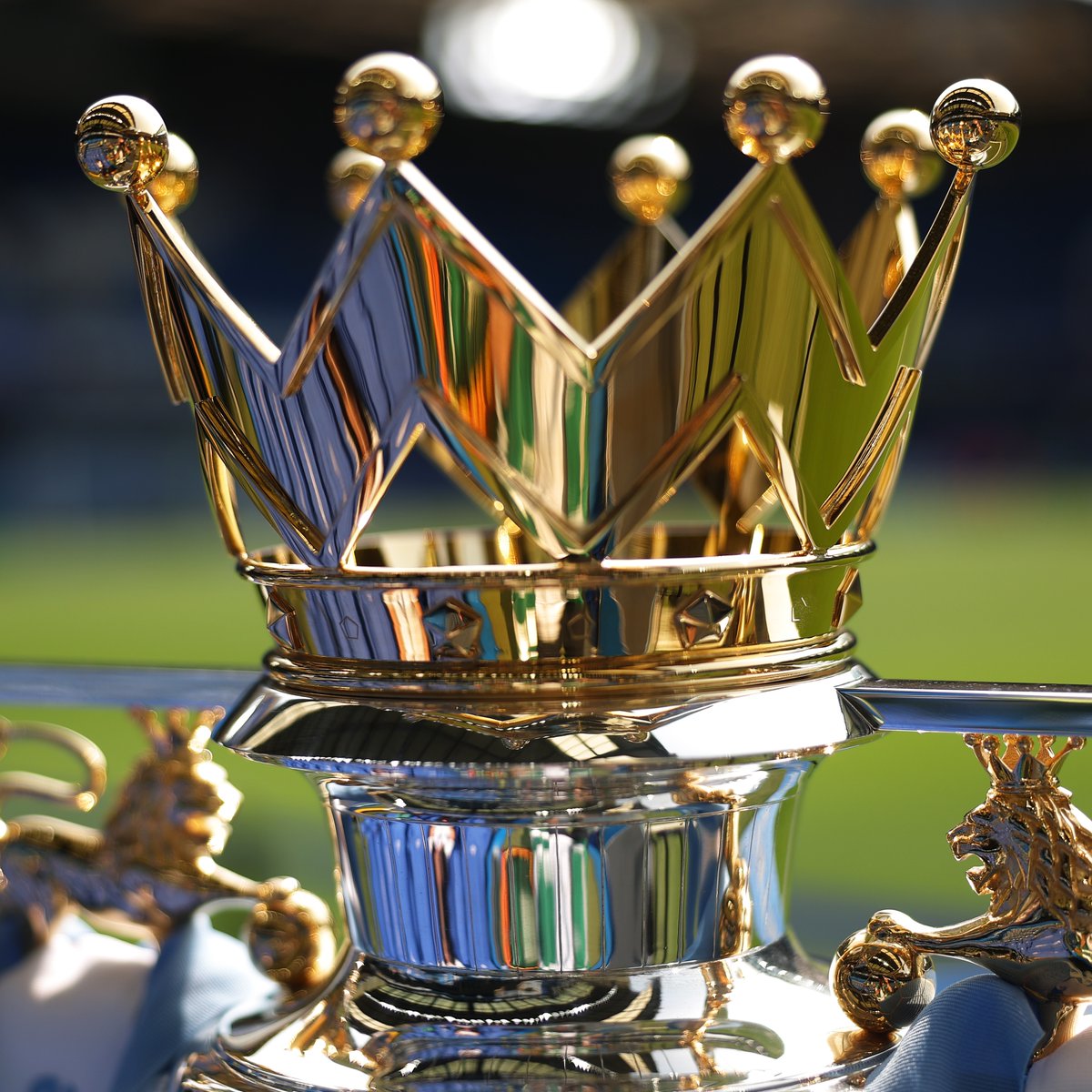 premierleague's tweet photo. Arsenal's draw with Brentford means @LFC could win the Premier League title on Sunday 20 April...