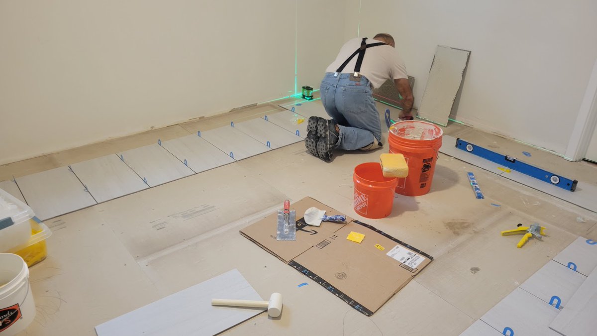 JPCARPET's tweet image. Straight lines. Clean cuts. No shortcuts.

Tile installation, the right way—done with care and craftsmanship.

📞 818.263.9314
🔗 jpcarpetandfloorcare.com/bathroom-remod…

#TileInstallation #BathroomRemodel #JPCarpet