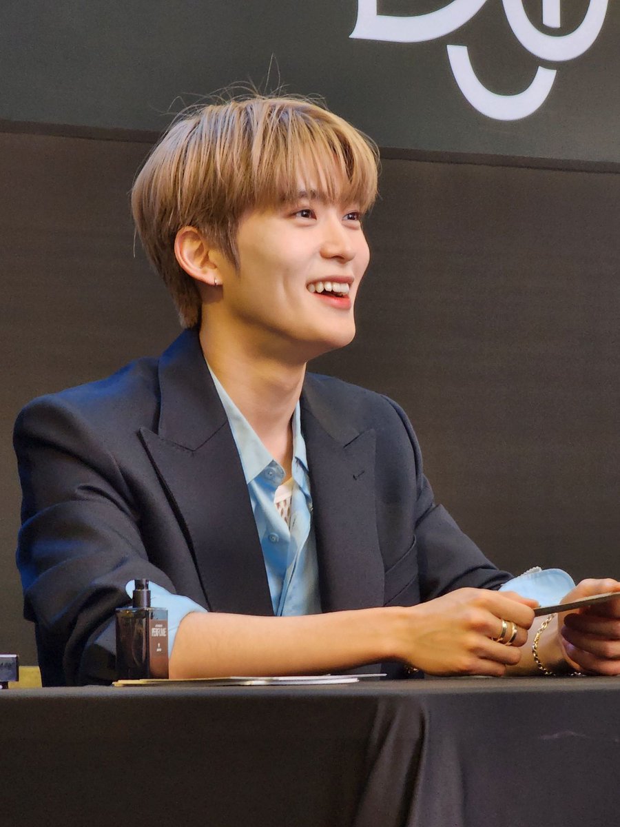 hourlyjaeh's tweet photo. #JAEHYUN #재현 #ジェヒョン https://t.co/i4RXzfnVXy