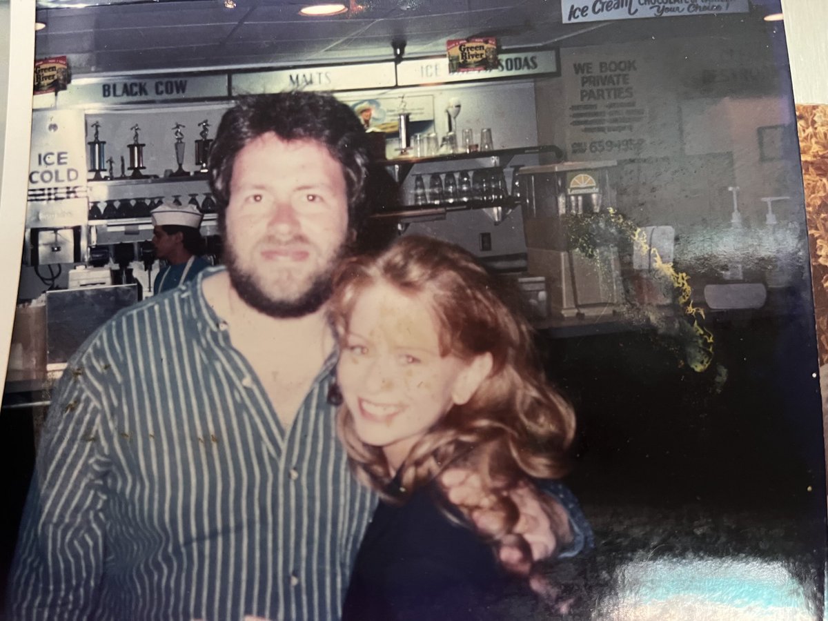 Today would’ve been my dear brother Tracy‘s birthday… We only lost him a little over a year ago, sometimes I still even reach for the phone to call him. I honor you, my brother, we all miss you and love you so much, today and every day!♥️♥️♥️ #tracytorme