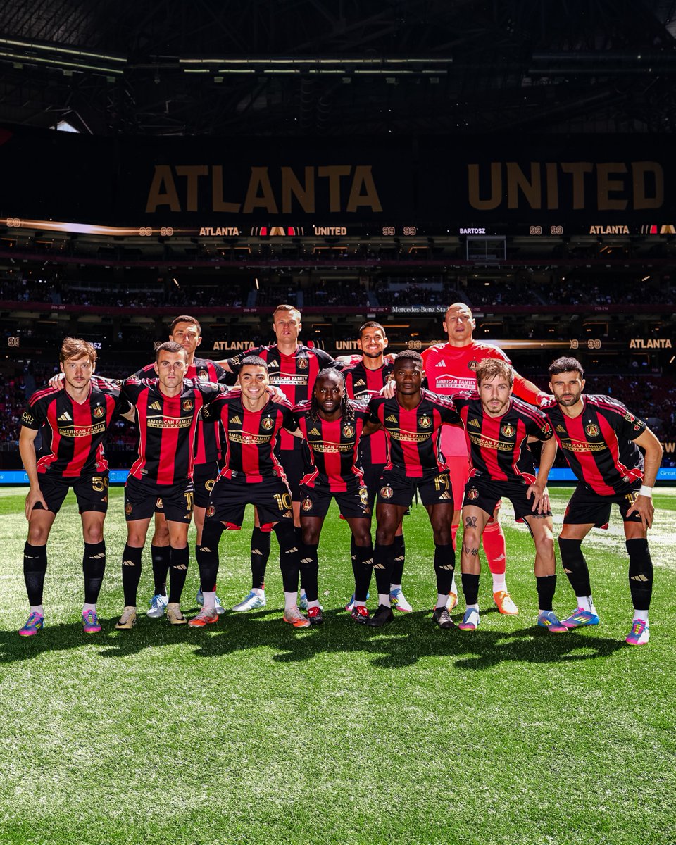 ATLUTD's tweet photo. Shields up. Stripes on.

Unite &amp; Conquer 🔴⚫️ https://t.co/igRufsTZeN
