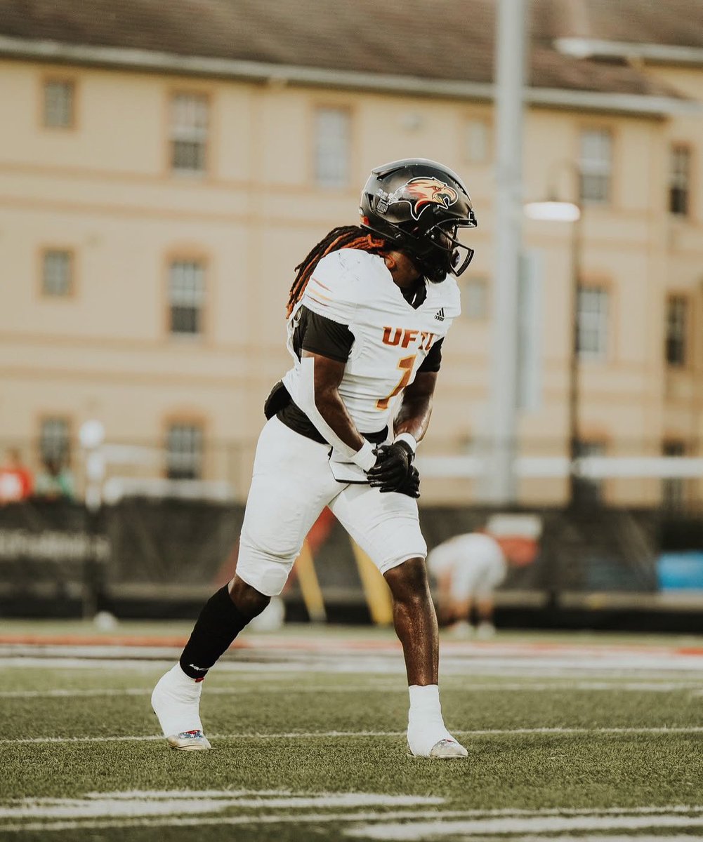 UFTL Football 🦅🏈 tweet media