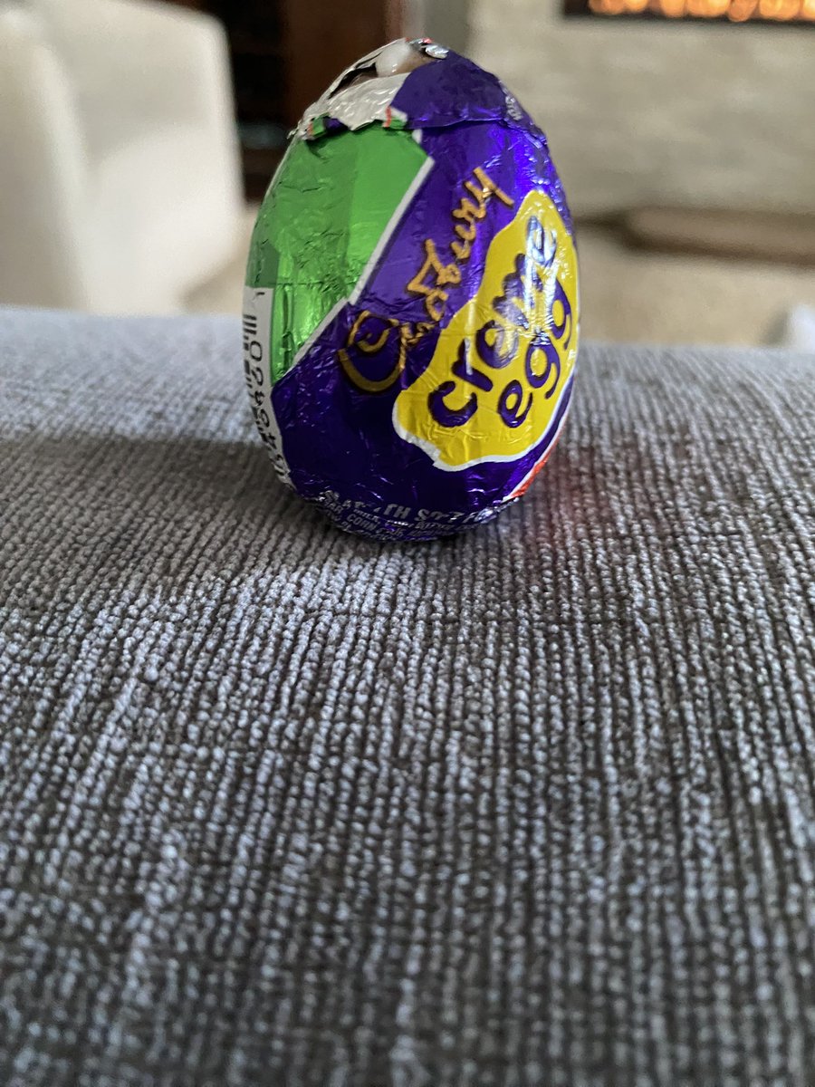 alldayldc's tweet photo. People always posting how to make eggs easier to peel, so what is the hardest eggs to peal, I’ll start @CadburyUK, @CadburyWorld @CadburyCanada https://t.co/VckqvMlyQS