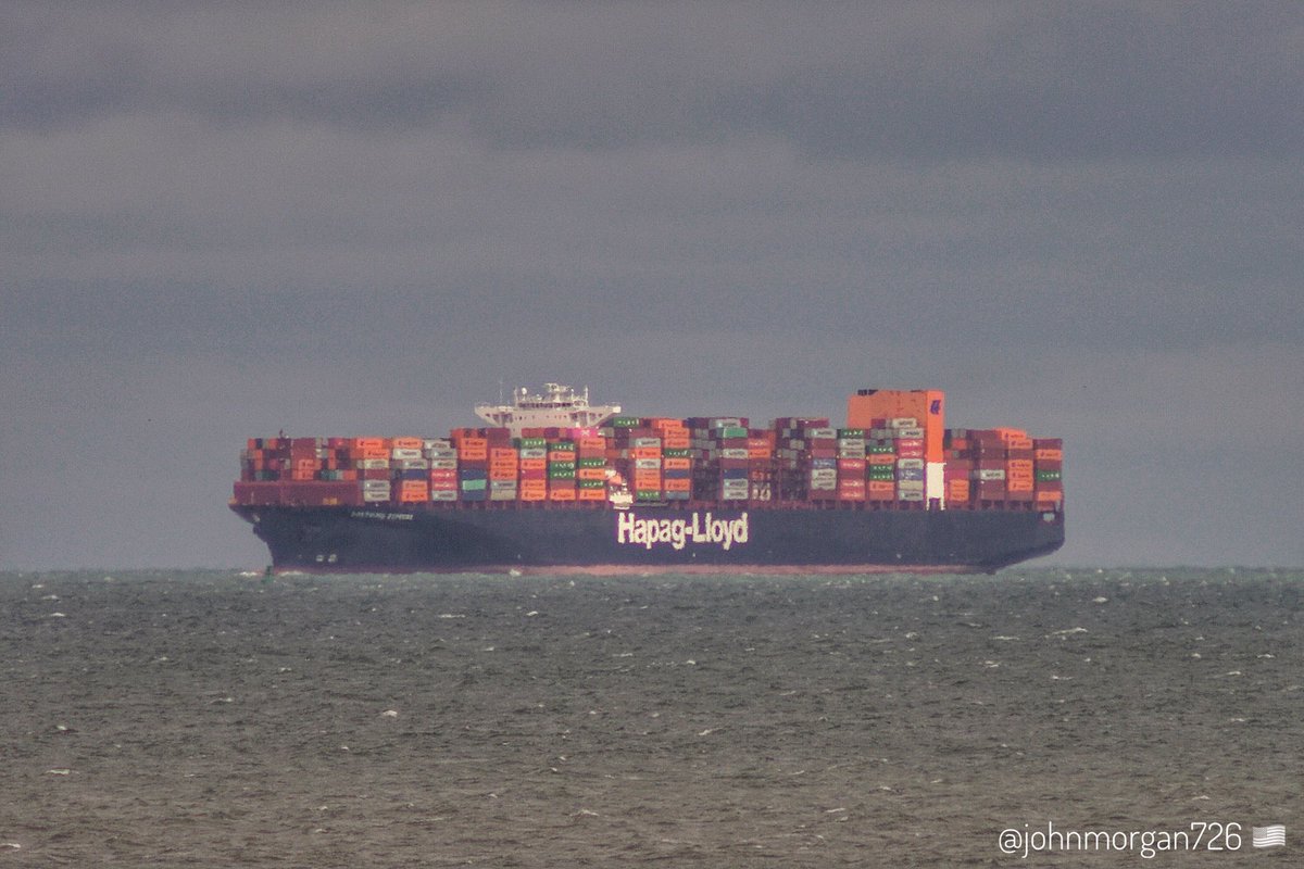 johnmorgan726's tweet photo. At 366 meters the #HapagLloyd #DortmundExpress-class #ContainerShip DORTMUND EXPRESS, IMO:9461051 en route to Baltimore, Maryland @BShipspotting @BaltoChes flying the flag of Liberia ๐ฑ๐ท. #ShipsInPics https://t.co/0dshlKmebA