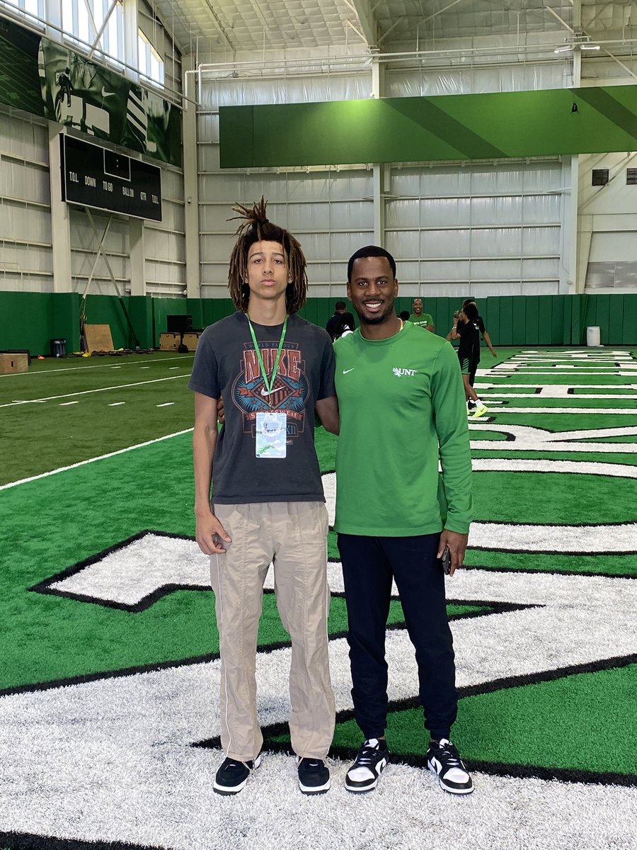 I had an amazing visit today <a href="/MeanGreenFB/">UNT Football</a>  thanks for the opportunity and a chance to show me around looking forward to the camps to come! <a href="/JoeMartinezUNT/">Joe Martinez</a> <a href="/TheGreat8Two3/">CG</a> <a href="/Schultz_Report/">Jordan Schultz</a> <a href="/JWilson_2/">Julian Wilson</a>