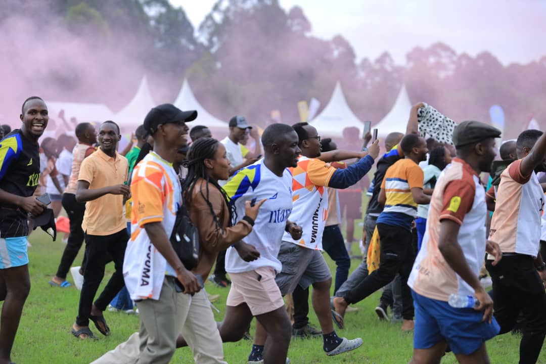Justus_OfUganda's tweet photo. If you're lady went for @ntare_league in Fort Portal... I can assure you that the device is about to connect successfully. 
#Road2FortPortal https://t.co/cnOIh8Fxa6