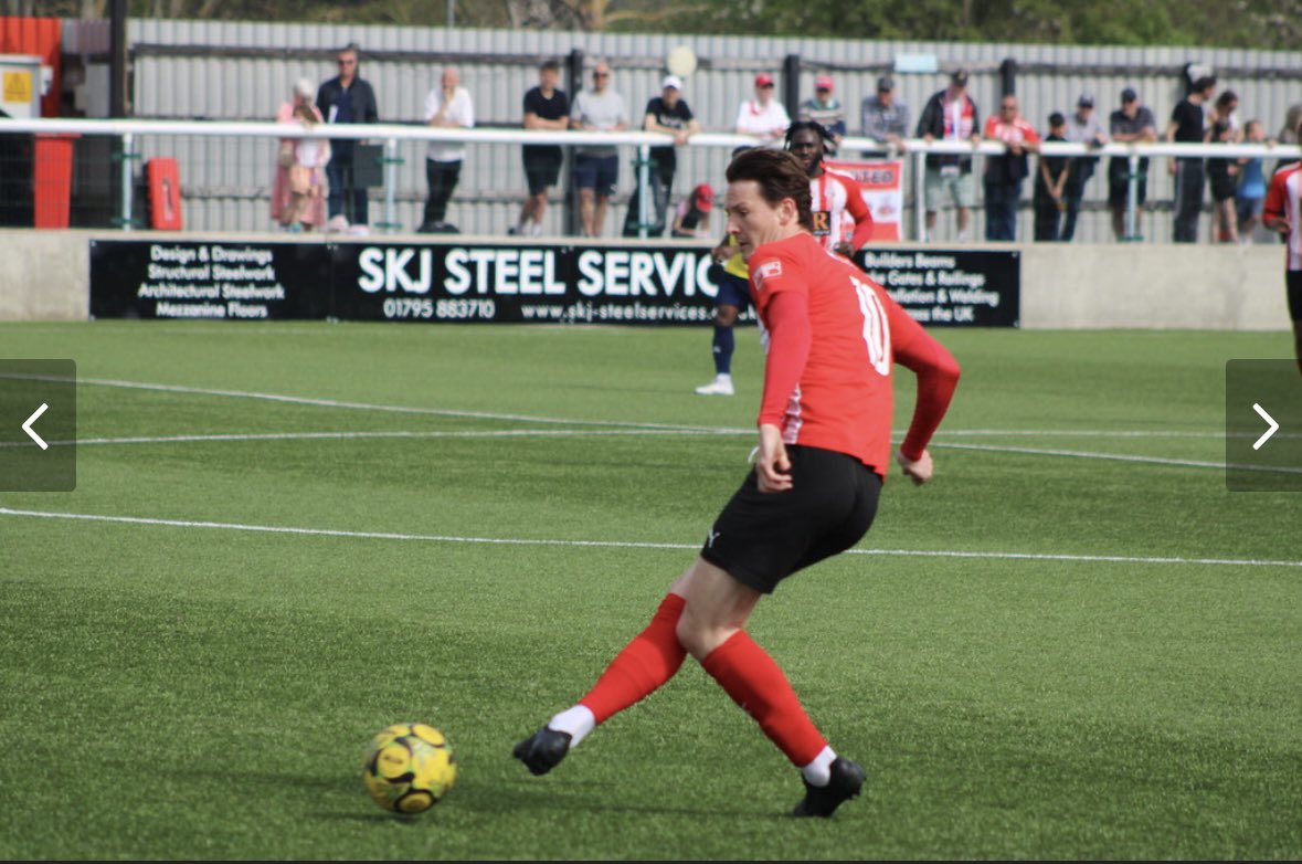 Billy Bennett tweet media