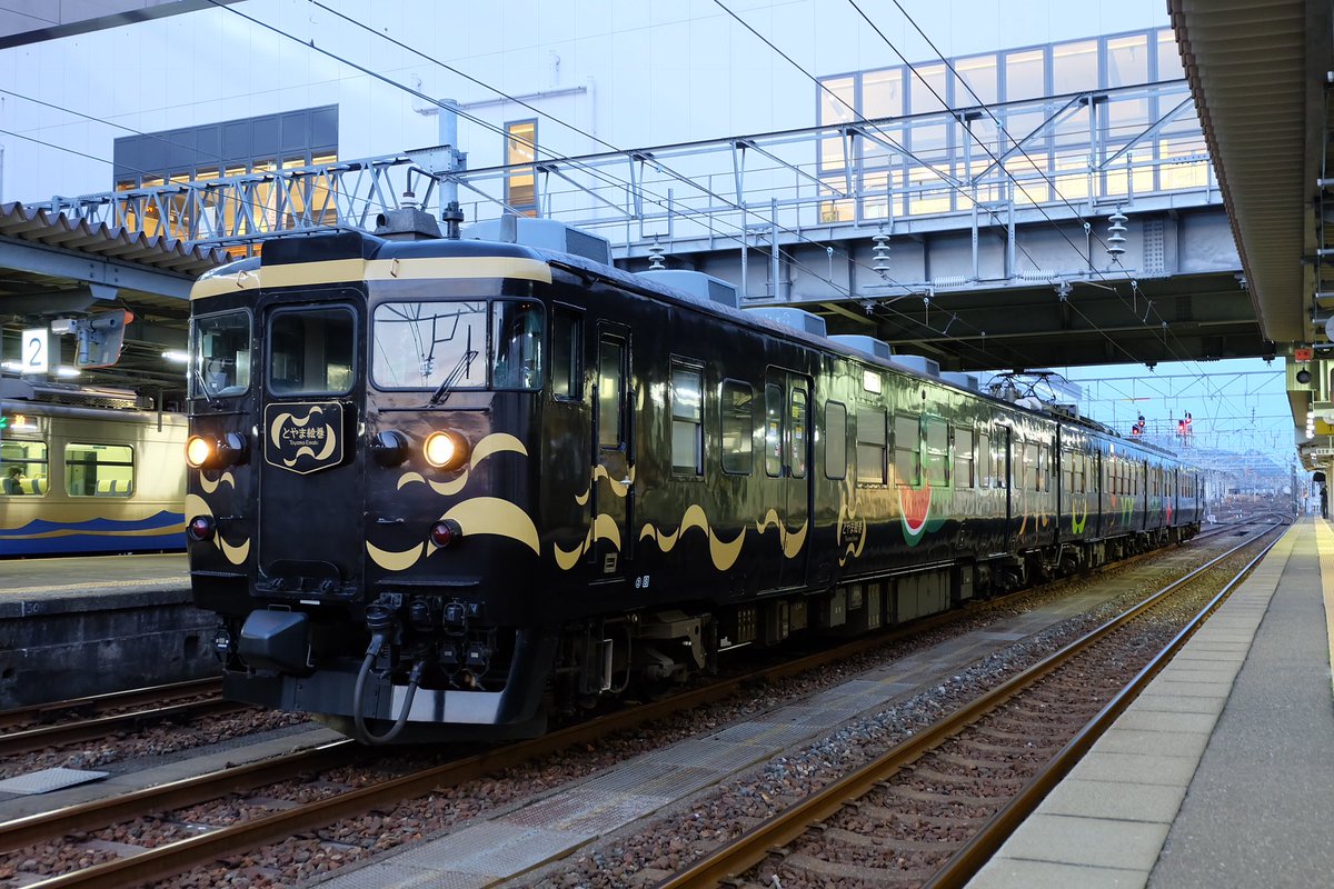 413系の日 あいの風とやま鉄道 413系AM03編成 「とやま絵巻」