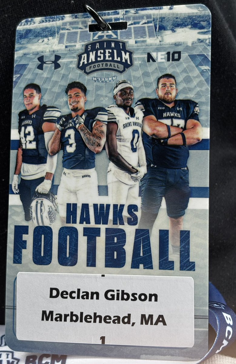 DeclanG51's tweet photo. Thank you @CoachBraine and @STAHawksFB for having me at their Junior day, had a great time looking around campus and learning about the program https://t.co/nOFRJjLeOI