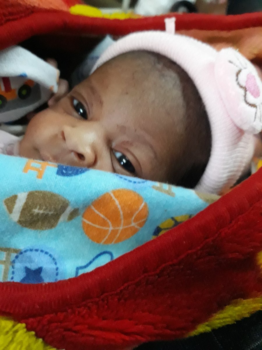 Allex_ug's tweet photo. I mum and our newly baby we are all fine #Heeza_Annet_Batte https://t.co/Eka611F0rK