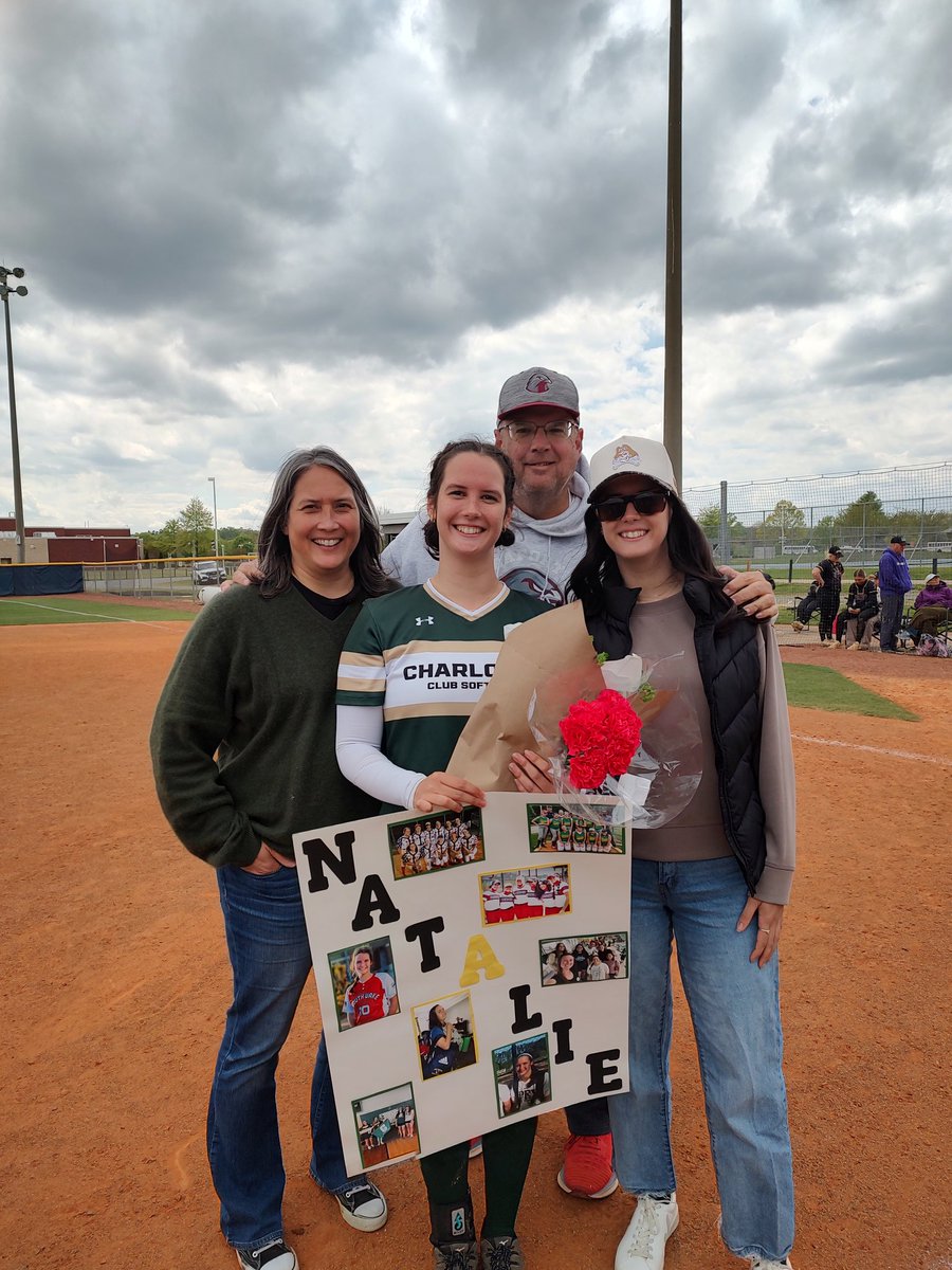 Dan Gill tweet media